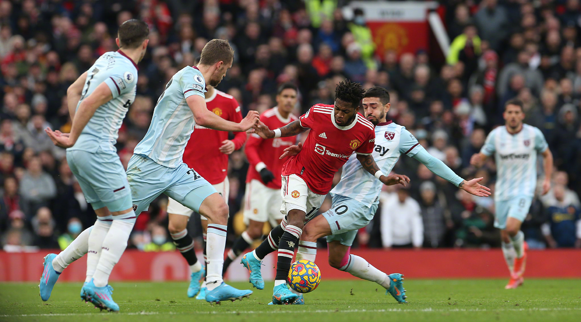 低位防守时 低位防守时