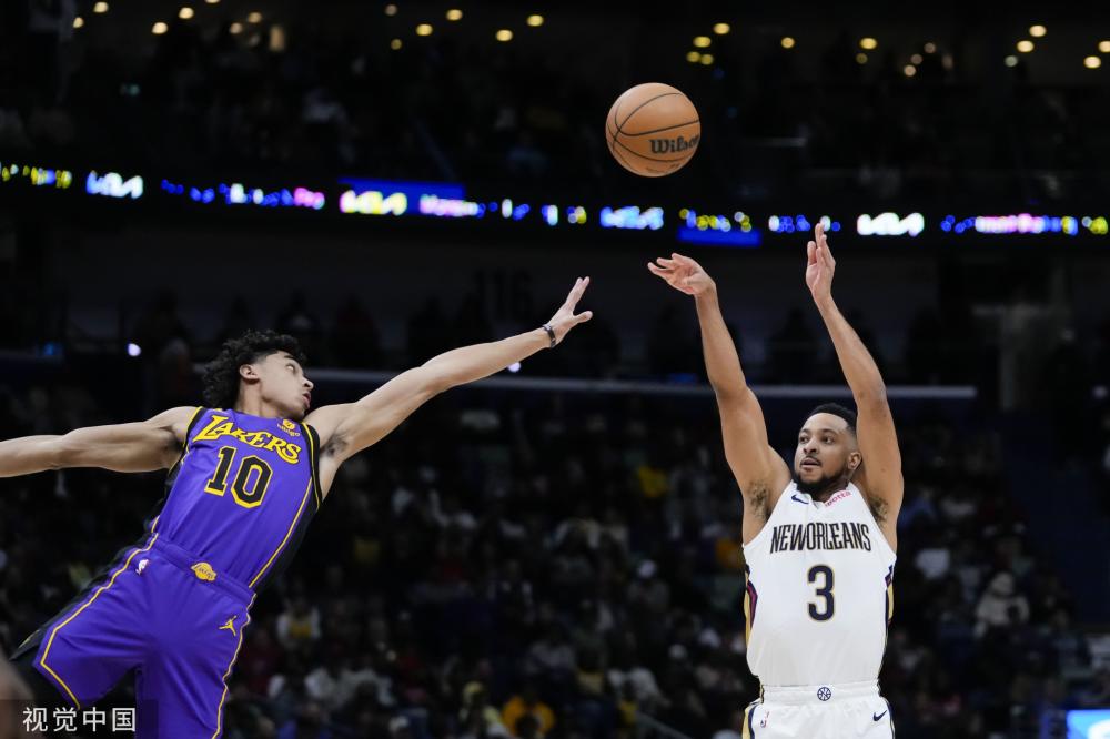 上方的球体 上方的球体